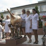 monument to enemas at Mashuk Akva-Term Sanatorium in Zheleznovodsk
