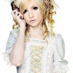Yohio – Swedish Teen Boy Musician In Japan Dresses Like Girl, Shreds Guitar