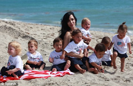Octomom At Beach With Kids
