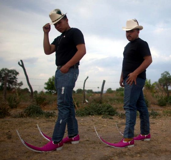 Long Mexican Pointy Boots Fad - Odd Culture