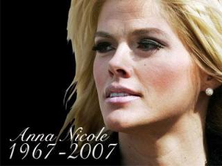 Anna Nicole Smith Dies