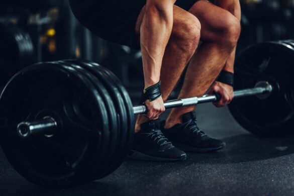Can You Get a Hernia From Lifting Weights? Separating Fact From Fiction